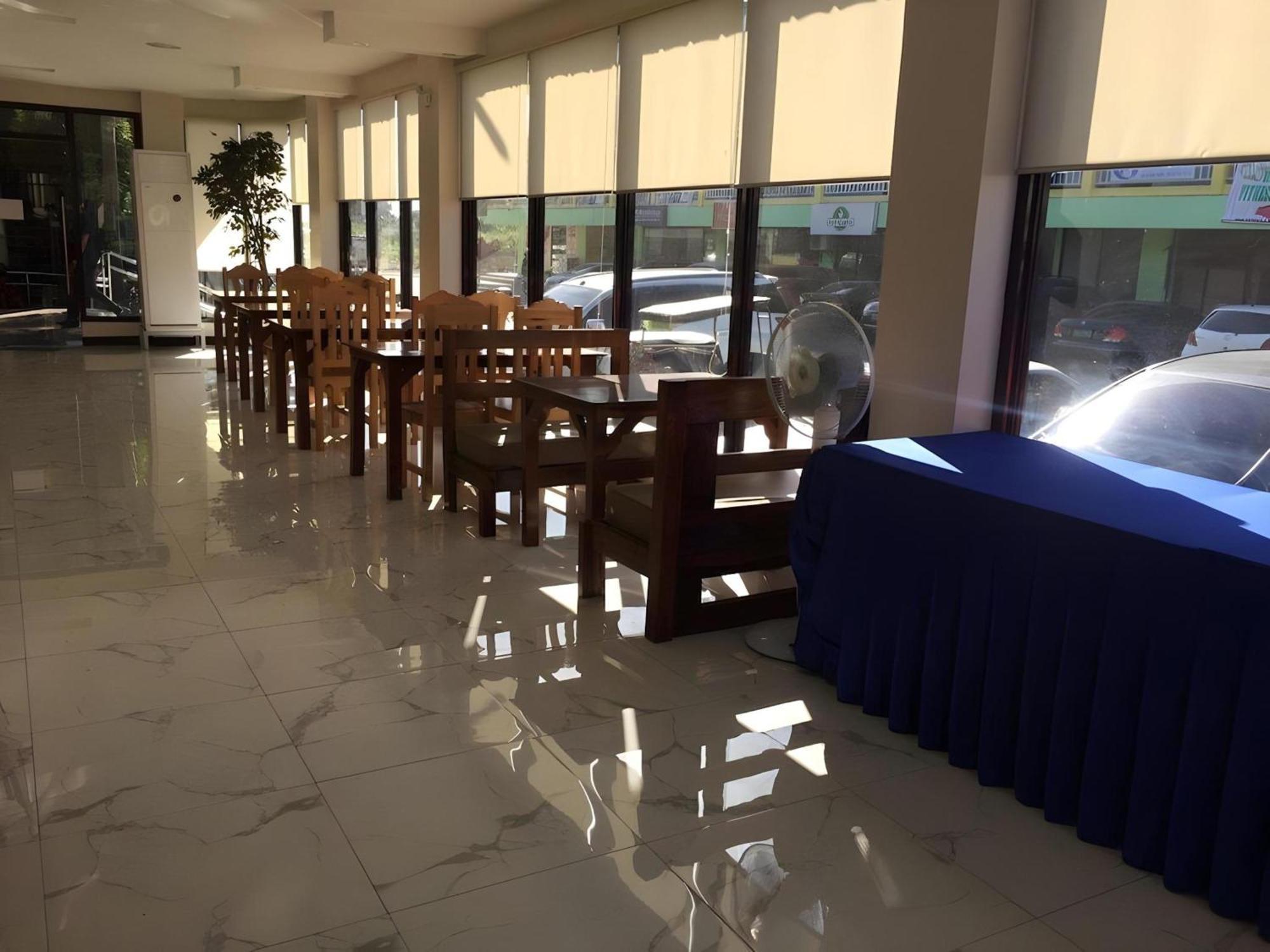 Oyo 195 Ranchotel - Binan Exterior photo